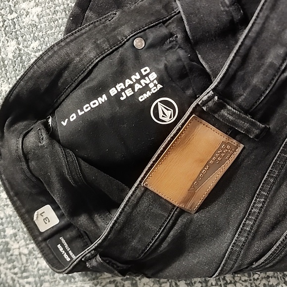 🔴 🔚🔜 SALE Volcom Silver Modern Straight Distressed Jeans - Picture 7 of 11